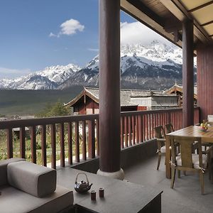 Grand King Suite